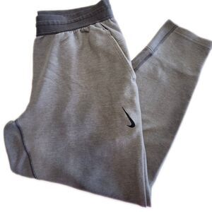 Nike Women's Standard Fit Gray Tapered Joggers, Drawstring Waist, L